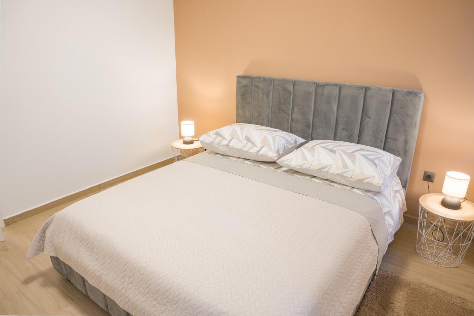 Drniš Apartmani Toni מראה חיצוני תמונה