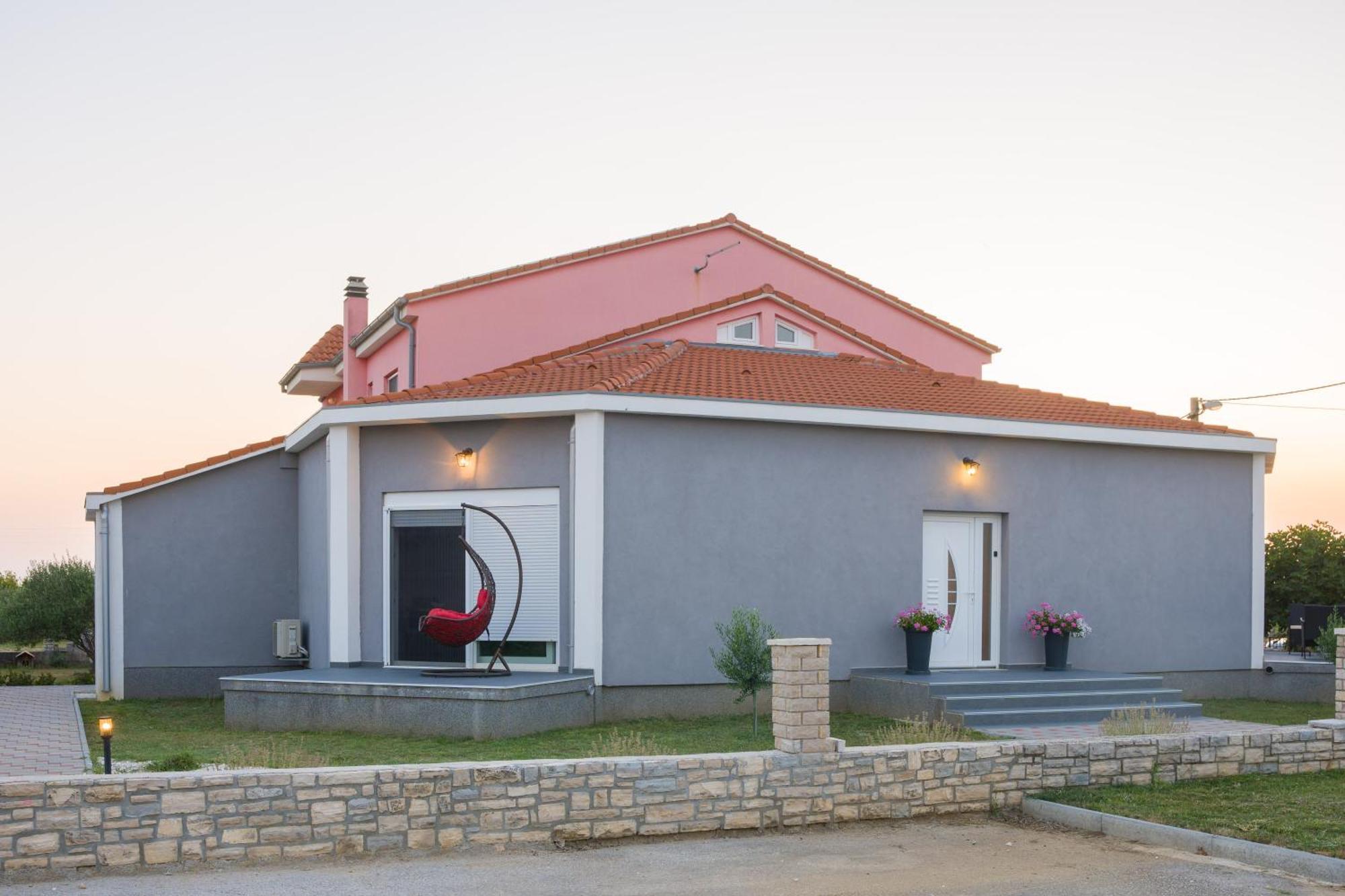 Drniš Apartmani Toni מראה חיצוני תמונה