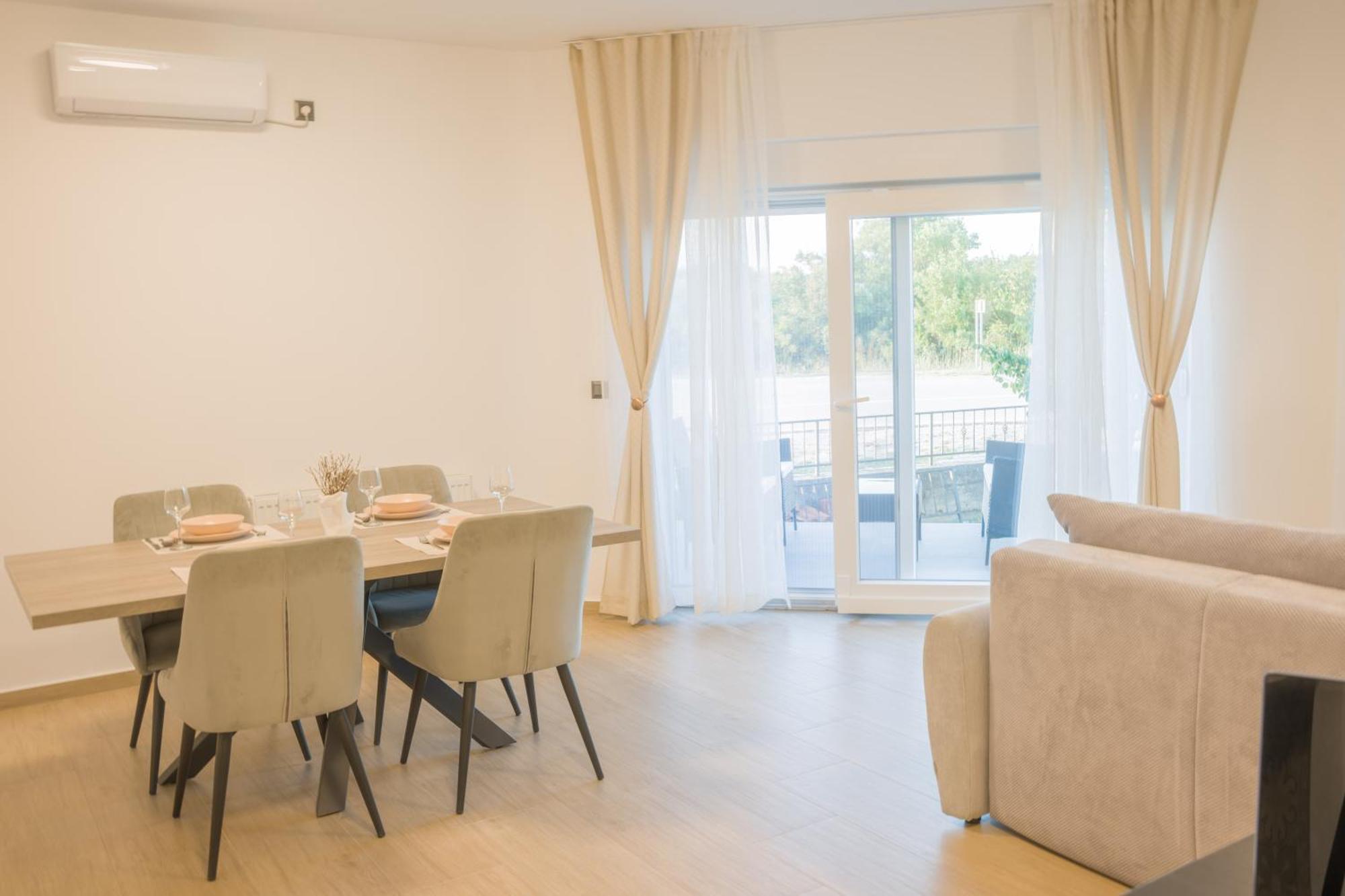 Drniš Apartmani Toni מראה חיצוני תמונה